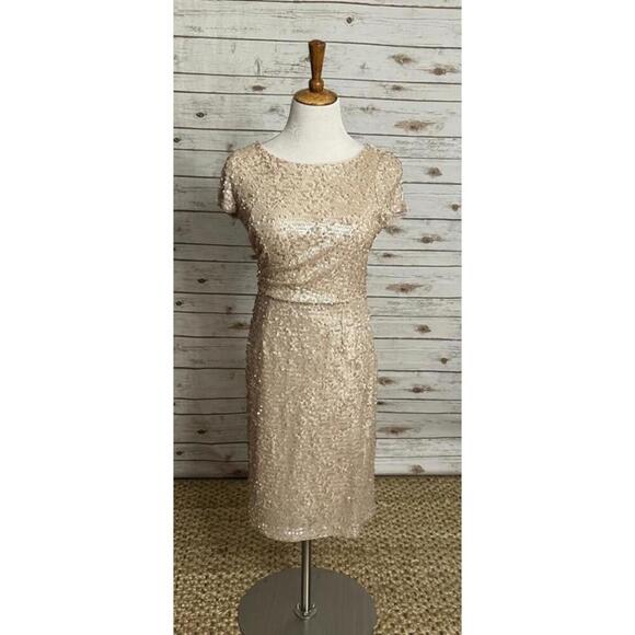Adrianna Papell Dresses & Skirts - Adrianna Papell classic pale gold sequin ruched cocktail dress Size 10